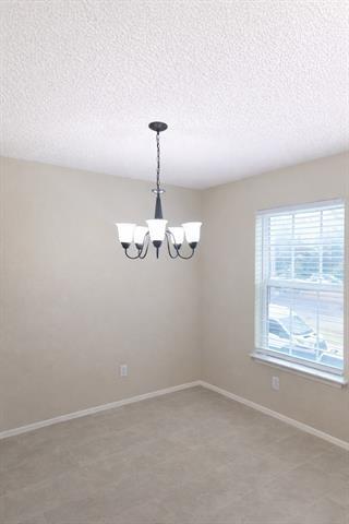 Building Photo - 620 Race St