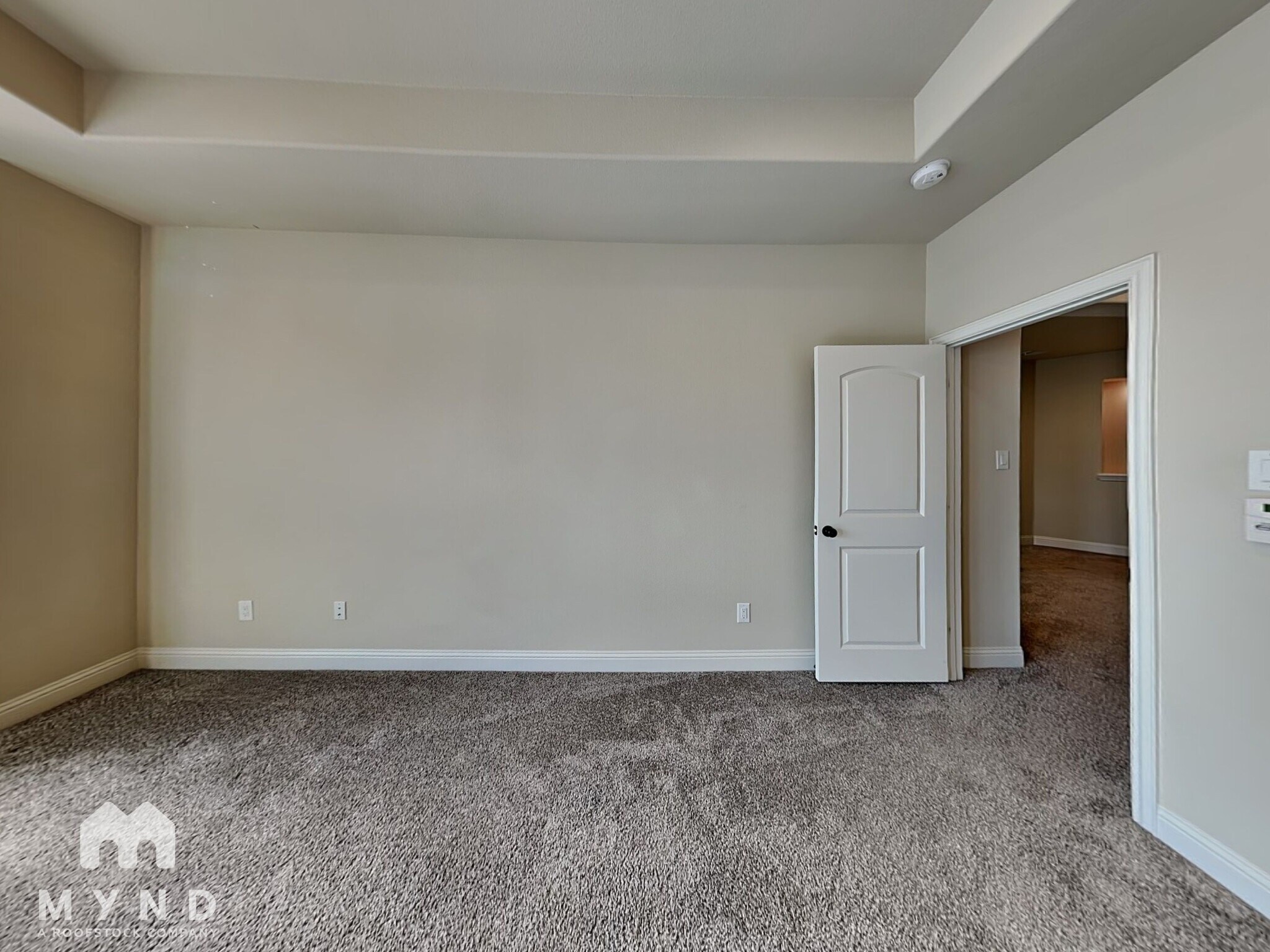 Building Photo - 4144 Riverside Dr