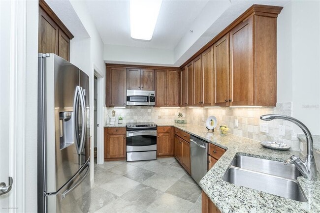 Building Photo - 10521 Amberjack Way