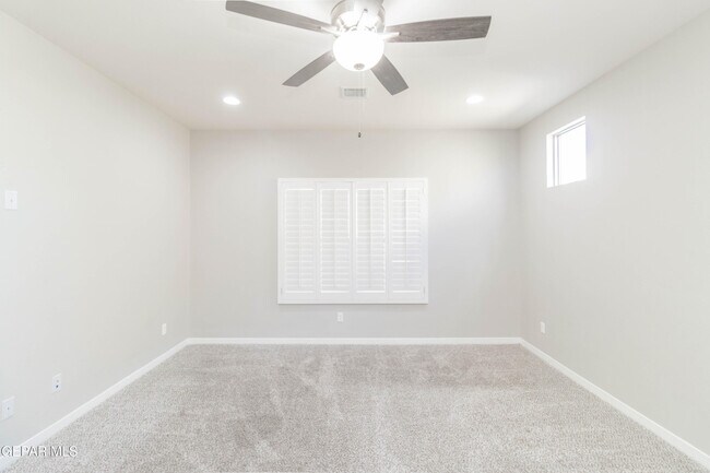 Building Photo - 13815 Paseo De Plata Dr