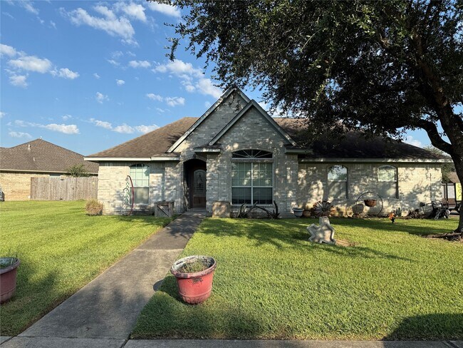 Primary Photo - 11802 Old Spanish Trail
