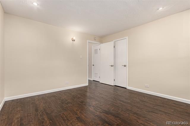 Building Photo - 2301 E Fremont Ave