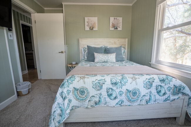 Building Photo - 23 11th Ave