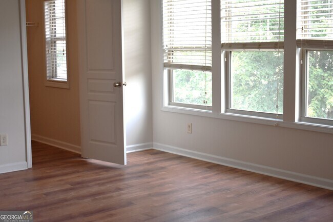 Building Photo - 3567 Archgate Ct