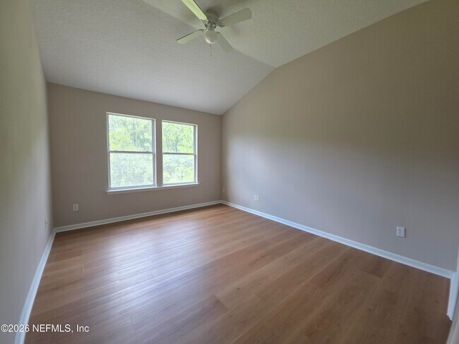 Building Photo - 6070 Bartram Village Dr