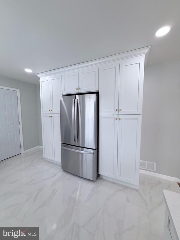 Building Photo - 12516 Waldo Ln