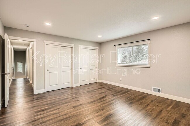 Building Photo - 2103 W Harvard Ave