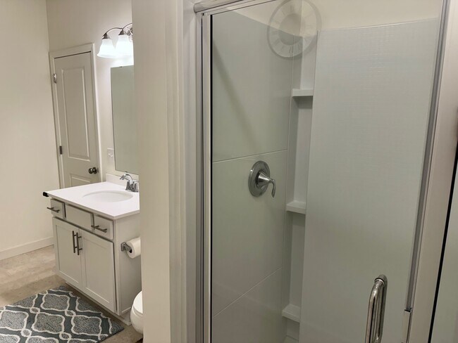 Building Photo - 6982 Archer Ct