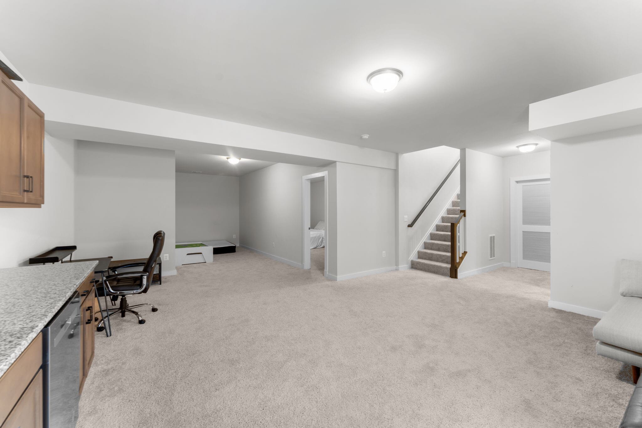Building Photo - 43822 Jenkins Ln