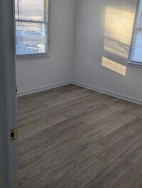 Building Photo - 1737 Springfield Ave