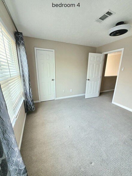 Building Photo - 7339 Autumn Crossing Way
