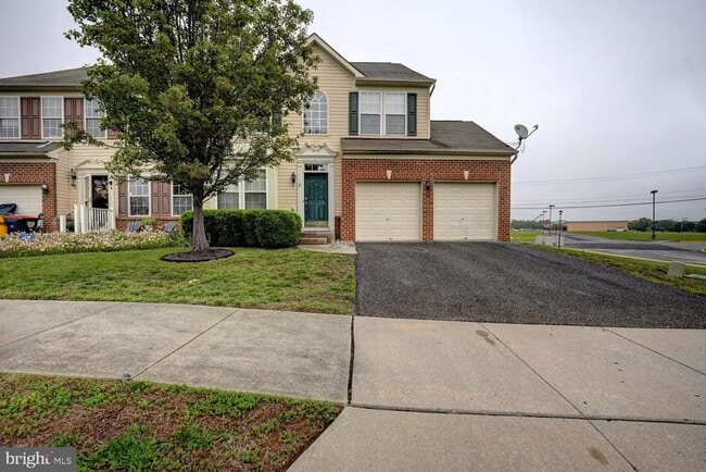 Primary Photo - 2 N Cummings Dr