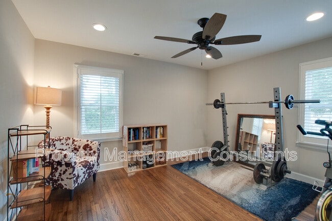 Building Photo - 805 Rison Ave NE