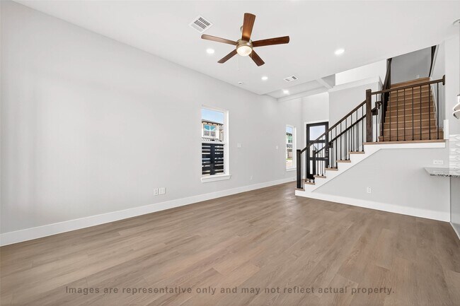 Building Photo - 10719 Mason Rd