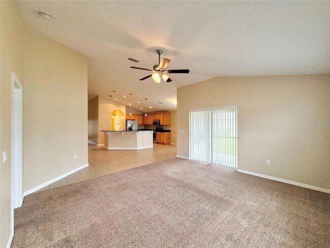 Building Photo - 140 Mandolin Dr