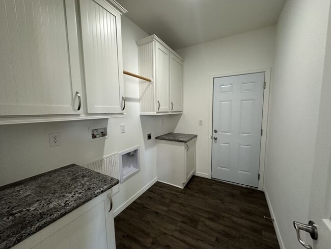 Building Photo - 3301 S Goldfield Rd