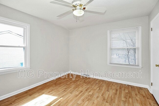 Building Photo - 243 Eden Cir
