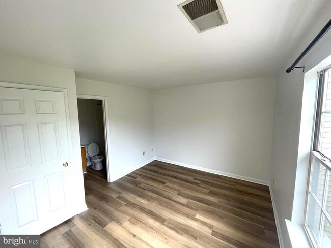 Building Photo - 14108 Autumn Cir