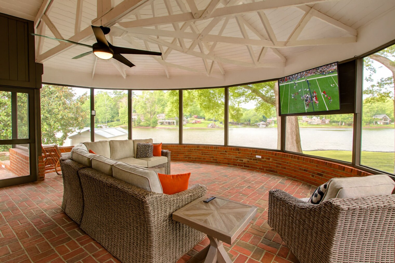 Building Photo - 11940 Springpoint Ln