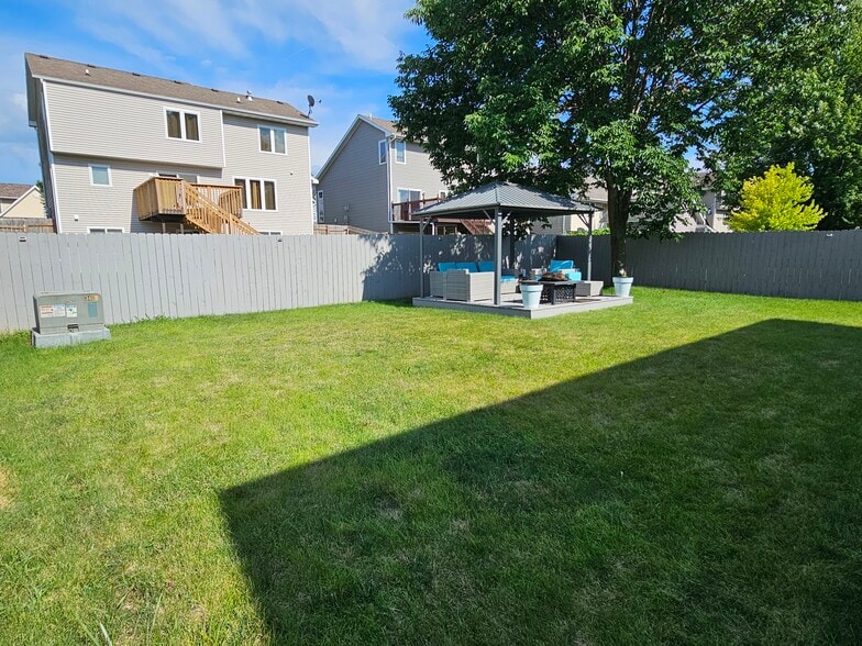 Building Photo - 3409 Brook Ridge Ct