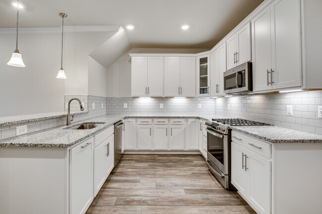 Building Photo - 20650 River Liffey Ter
