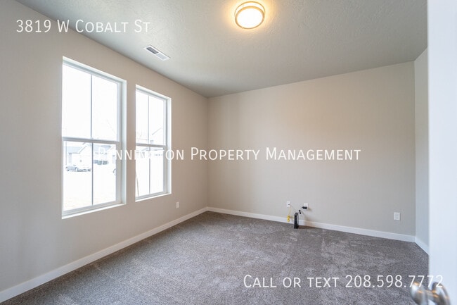 Building Photo - 3819 W Cobalt St