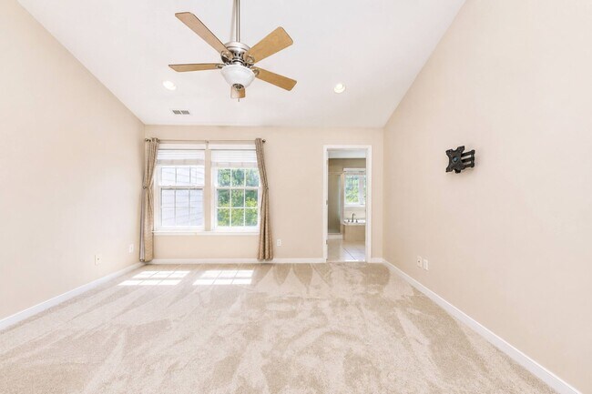 Building Photo - 4624 Minutemen Way