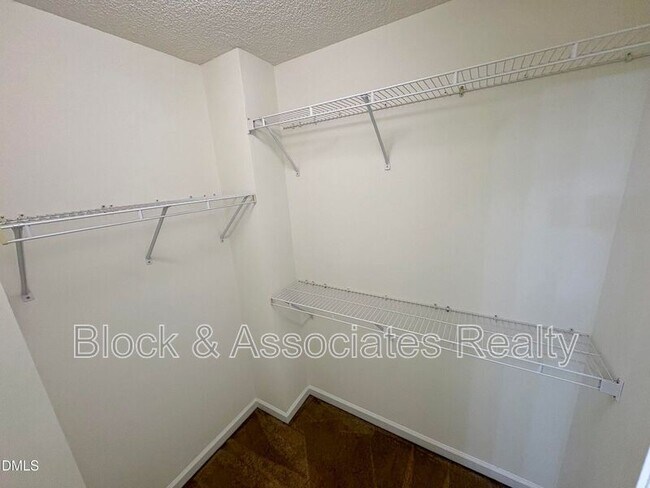 Building Photo - 5100 Cardinal Grove Blvd