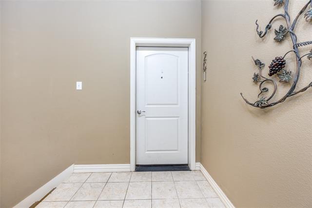 Building Photo - 212 Bolivar St