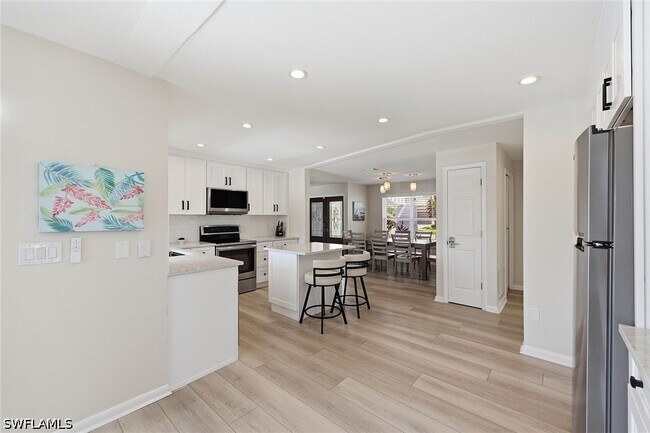 Building Photo - 799 Caribbean Ct