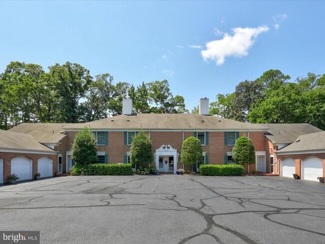 Building Photo - 24345 Widgeon Pl
