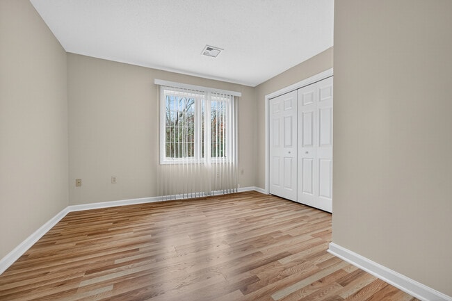 Building Photo - 43 Copley Rd