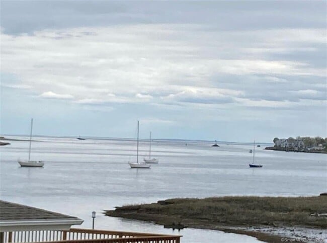 Building Photo - 47 Harbour View Pl