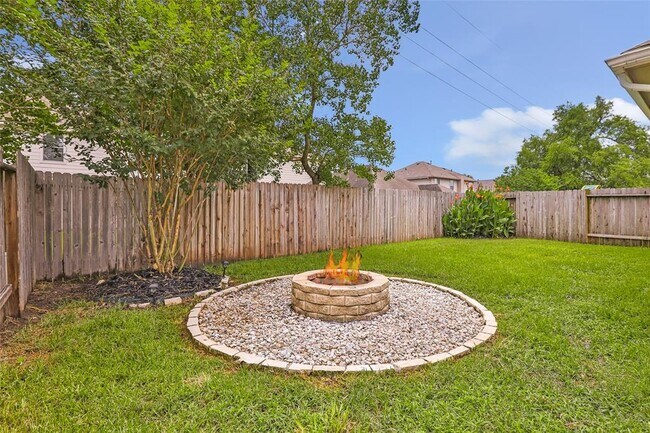 Building Photo - 21602 Rainfall Park Dr
