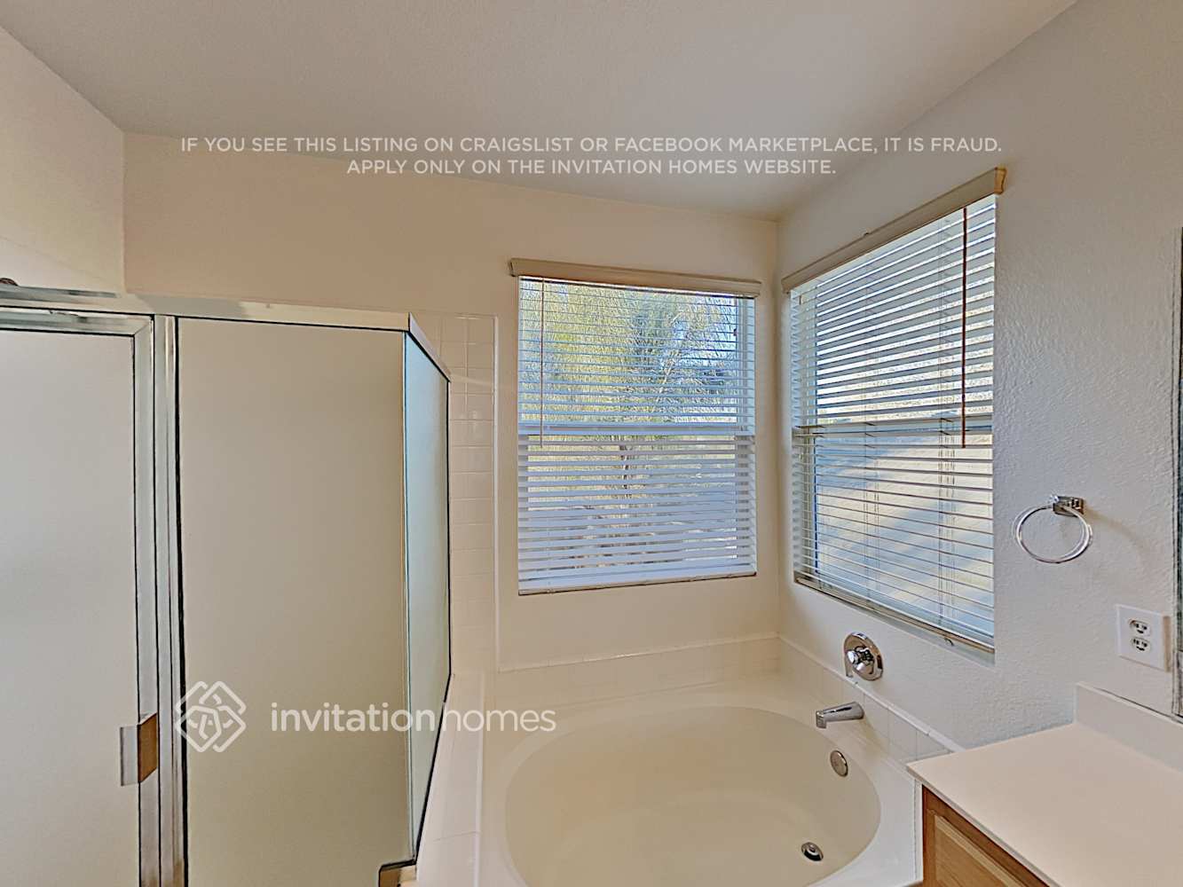 Building Photo - 301 Unity Cir