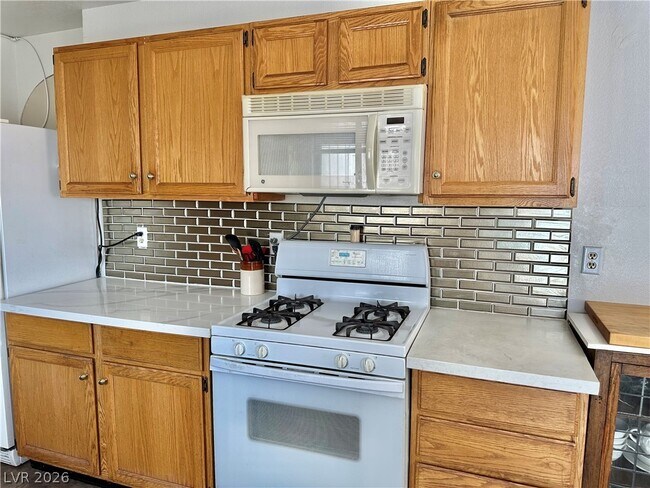 Building Photo - 4317 W Oakey Blvd
