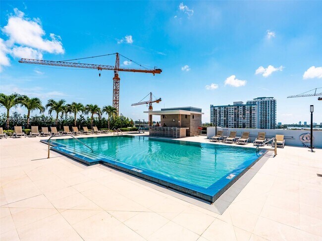 Building Photo - 7901 Hispanola Ave