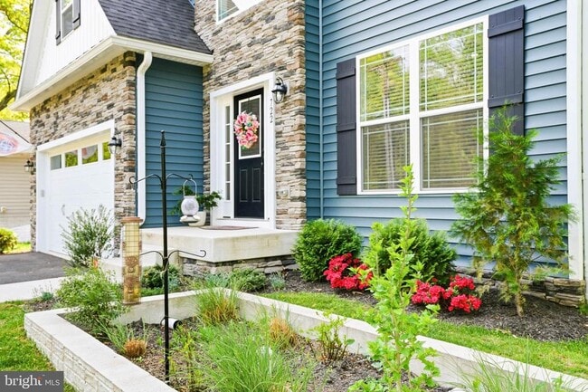 Building Photo - 722 Whitneys Landing Dr