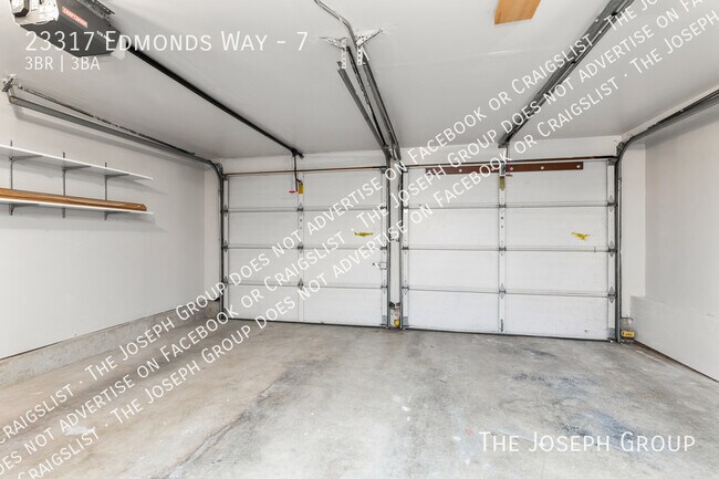 Building Photo - 23317 Edmonds Way