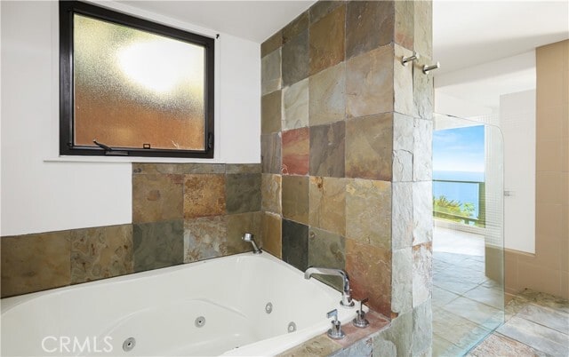Building Photo - 599 Alta Vista Way