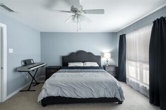 Building Photo - 5806 Birchbrook Dr