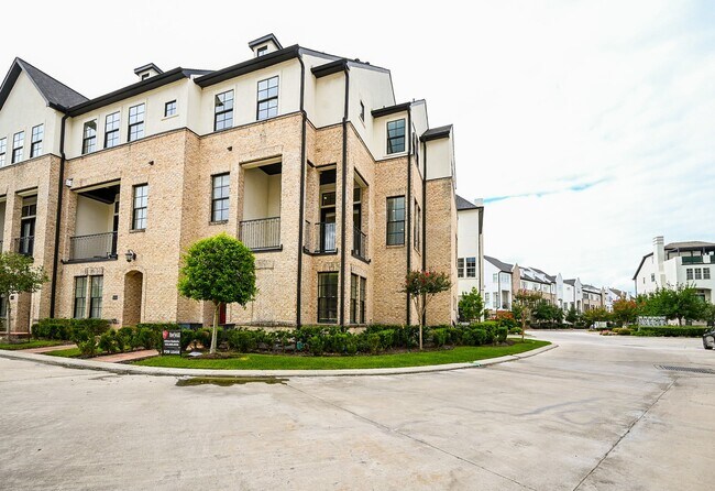 Building Photo - 9546 London Bridge Station