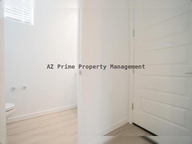 Building Photo - 2942 N 98th Ln