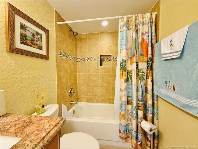 Building Photo - 7440 S Ocean Dr