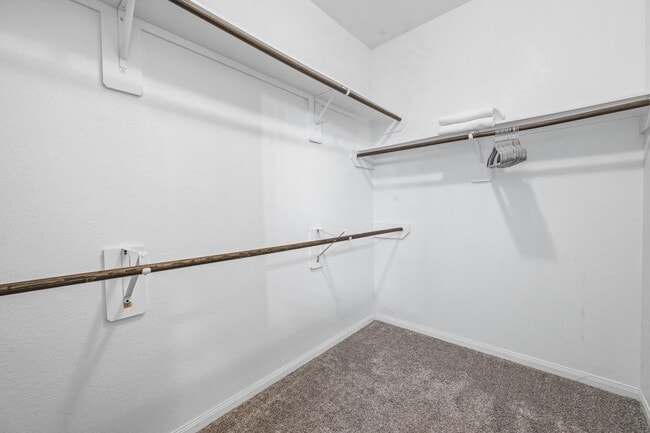 Building Photo - 17606 Virlogeux Ln