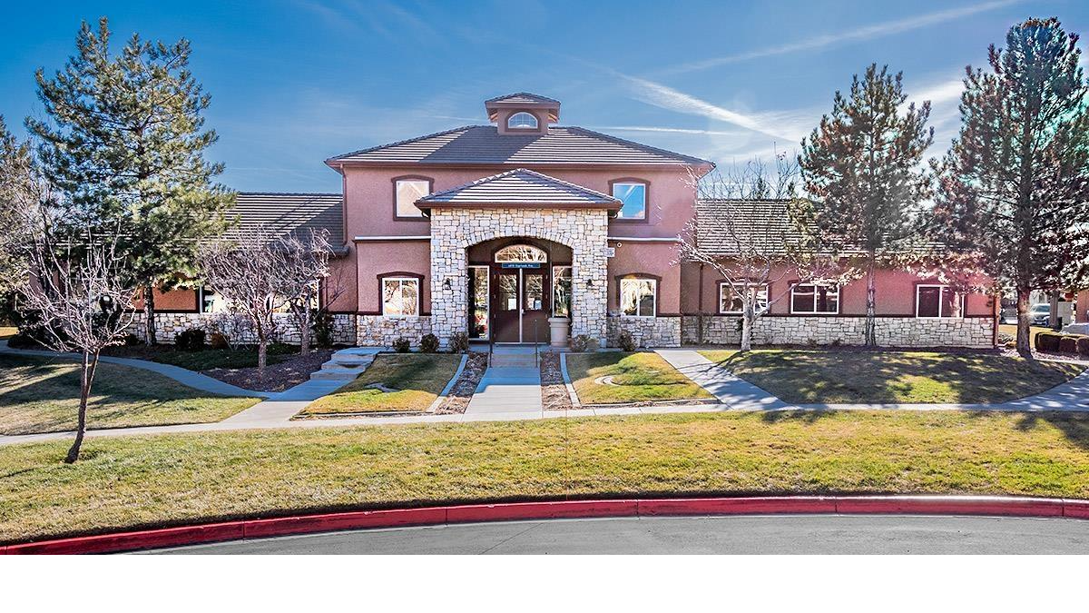 Building Photo - 6850 Sharlands Ave