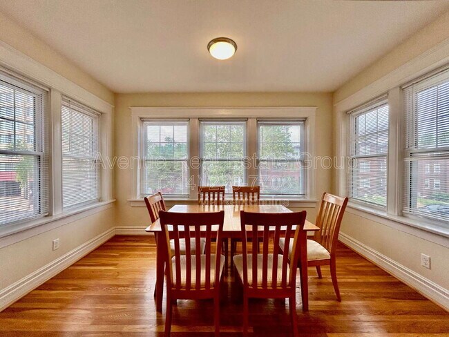 Building Photo - 716 Westgate Ave