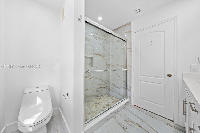 Building Photo - 16920 SW 34th St