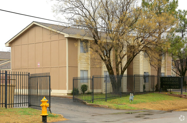 Building Photo - Melrose Apartments