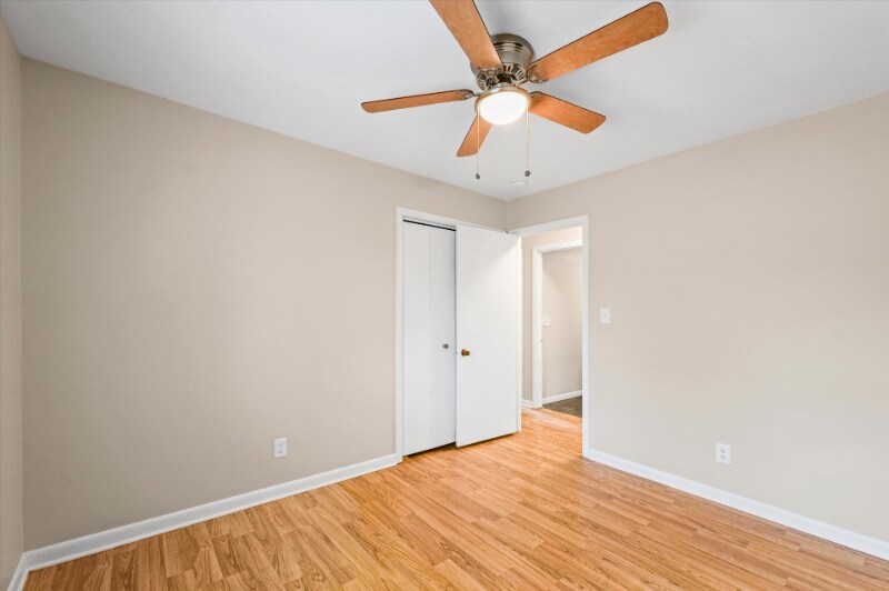 Building Photo - 615 E Colorado Ave